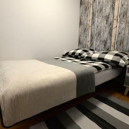 Apartament Columbus Apartment Ustrzyki Dolne Exterior photo