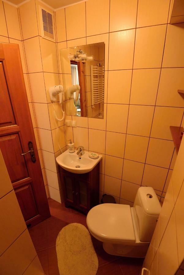Apartament Columbus Apartment Ustrzyki Dolne Exterior photo