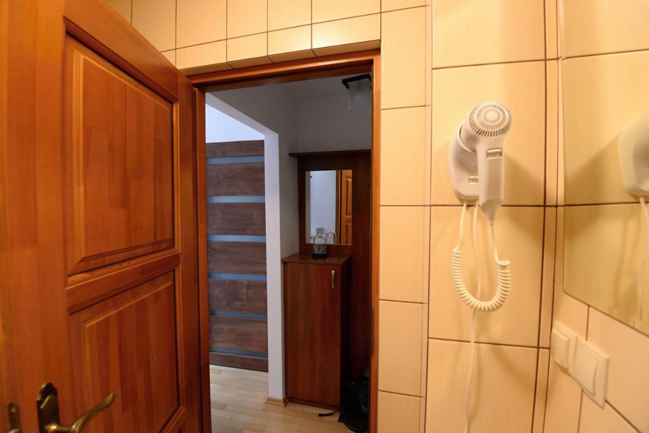 Apartament Columbus Apartment Ustrzyki Dolne Exterior photo