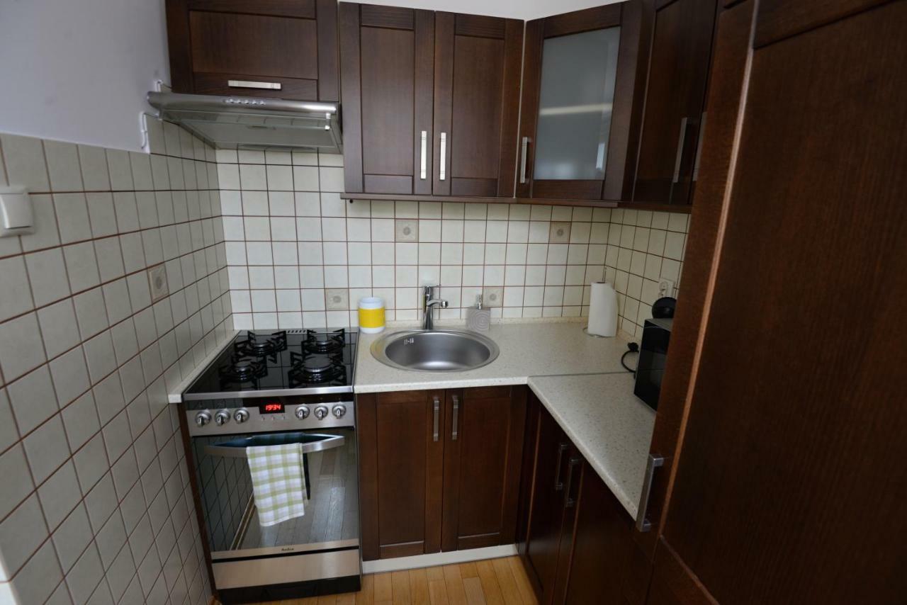 Apartament Columbus Apartment Ustrzyki Dolne Exterior photo